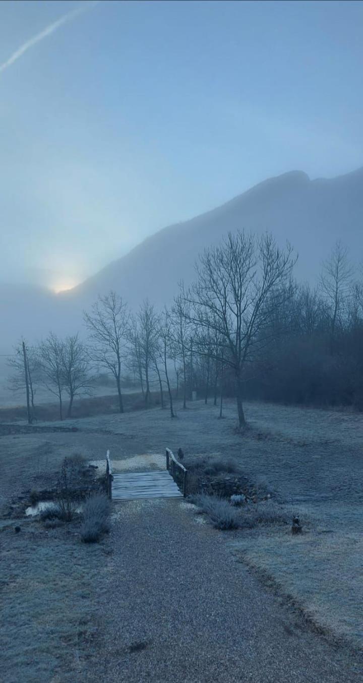Villa Spirit Of Velebit Gospić Habitación foto